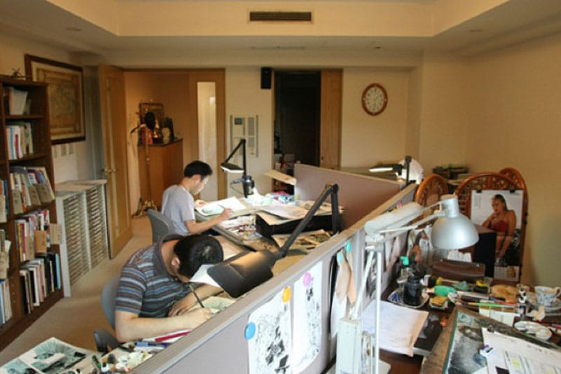 mangaka-desk-hihrohiko-aaraki