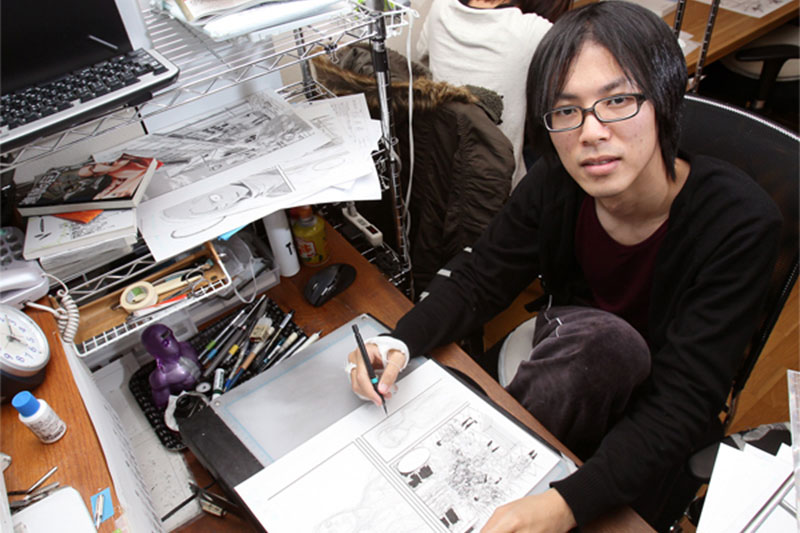 mangaka-desk-isayama-hajime