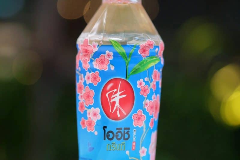 review-oishi-green-tea-sakura-strawberry-flavour-3