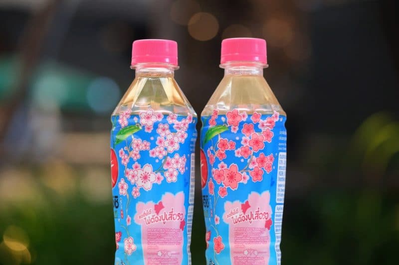 review-oishi-green-tea-sakura-strawberry-flavour-5