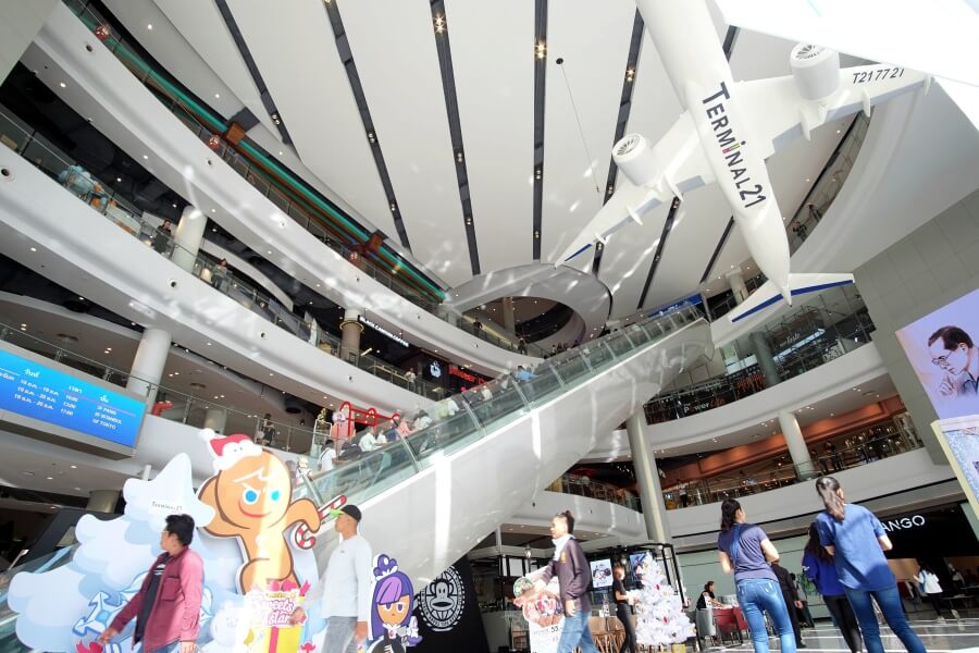 review-terminal-21-korat-with-sky-deck-2