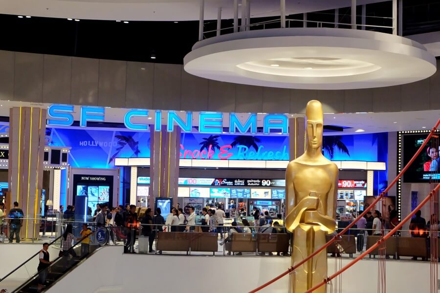 review-terminal-21-korat-with-sky-deck-47