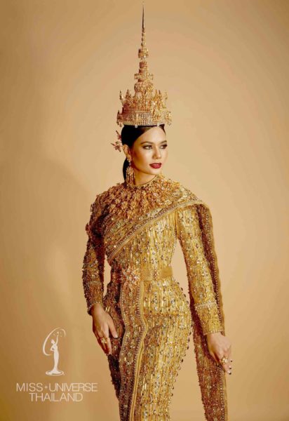 namtan-chalita-in-traditional-thai-suite