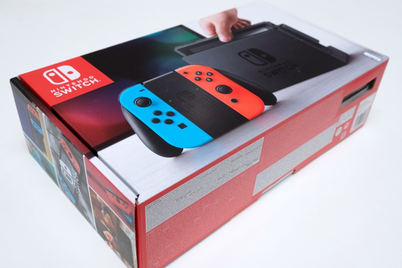 preview-unboxing-nintendo-switch-1