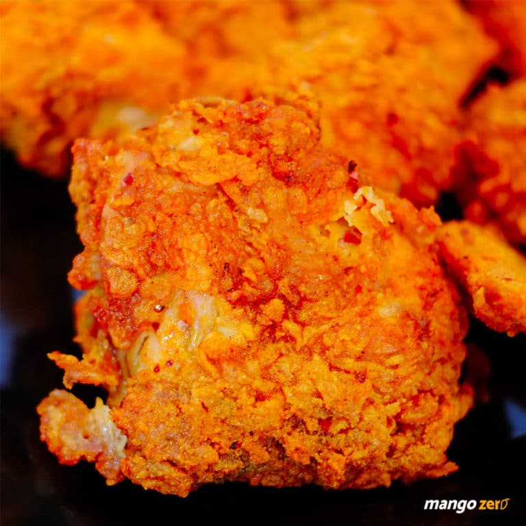 รีวิว KFC ไก่กรอบ Chili cheese (ซิลลีชีส) เมนูเด็ดโคตรอร่อย กลับมาให้ฟินกันแล้ว