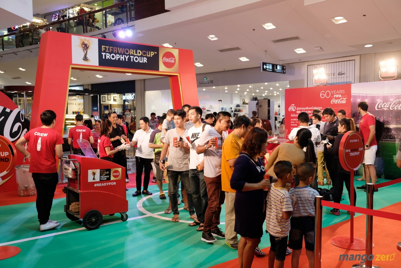 2018-fifa-world-cup-trophy-tour-by-coca-cola-at-phuket-36