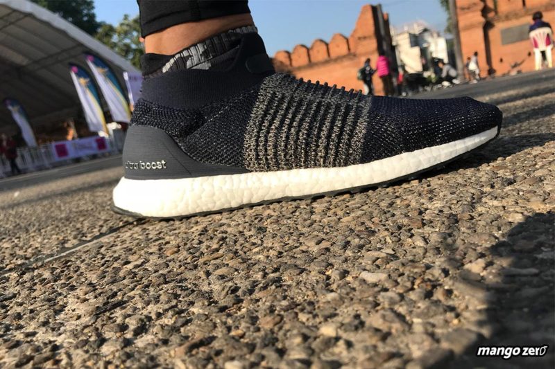 adidas ultra boost laceless pantip