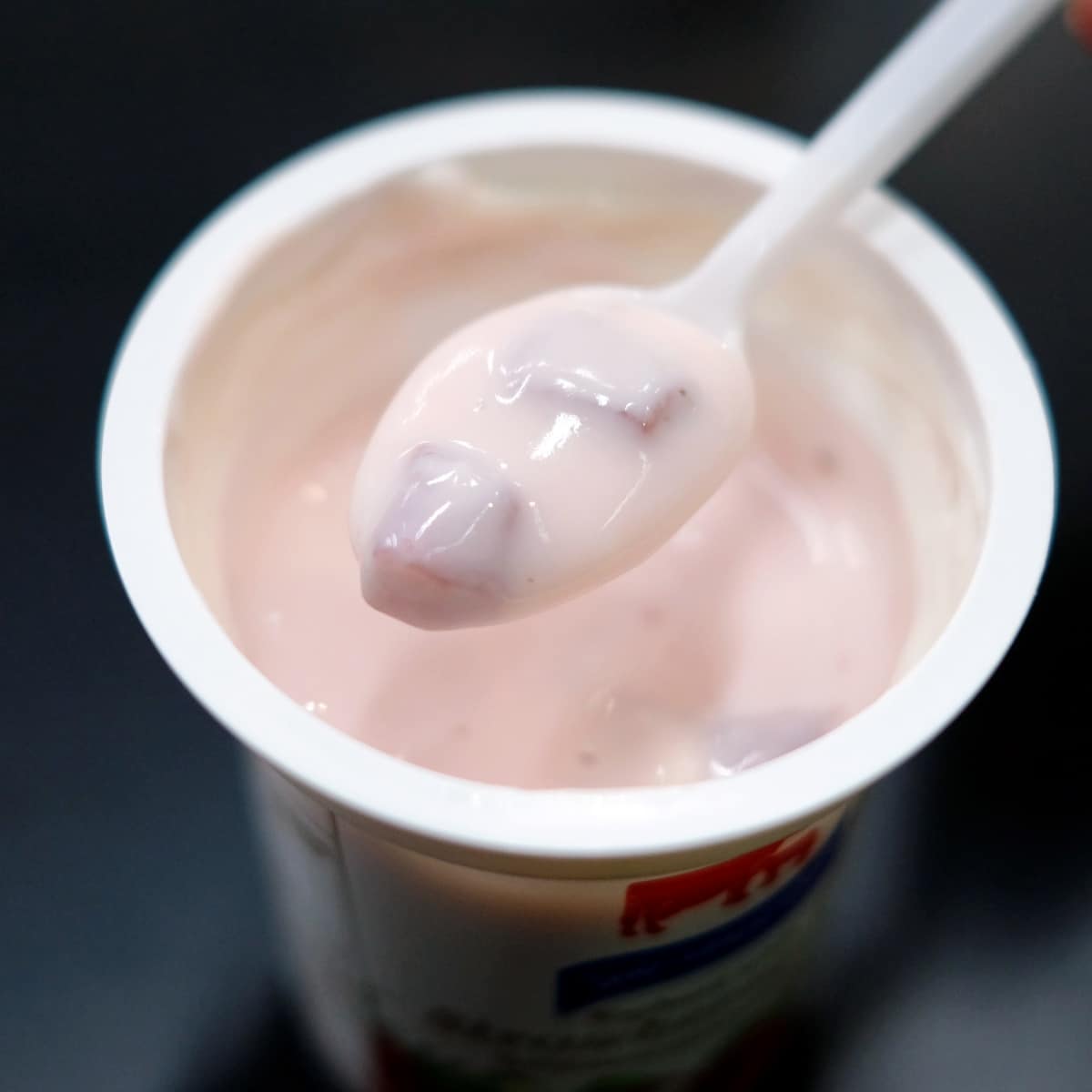 how-different-yogurt-in-convenience-store-6