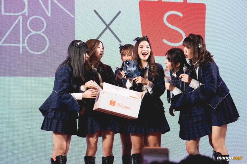 Bnk48-x-Shopee-3